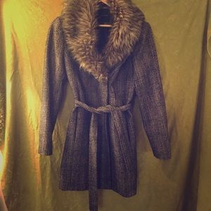 Large tweed coat with removable fur collar.